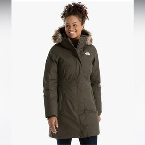 Women’s North Face Parka